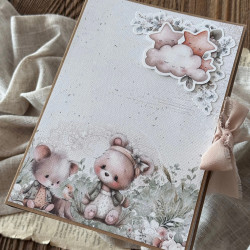 Kit DIY Mini Album Leśna Przygoda – zamknięty albumik związany beżową wstążką szyfonową