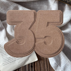 Kompletna baza 35 z wzornikiem – eleganckie ujęcie.