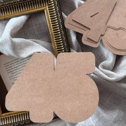 Baza 45 na pierwszym planie, wzornik z tyłu.