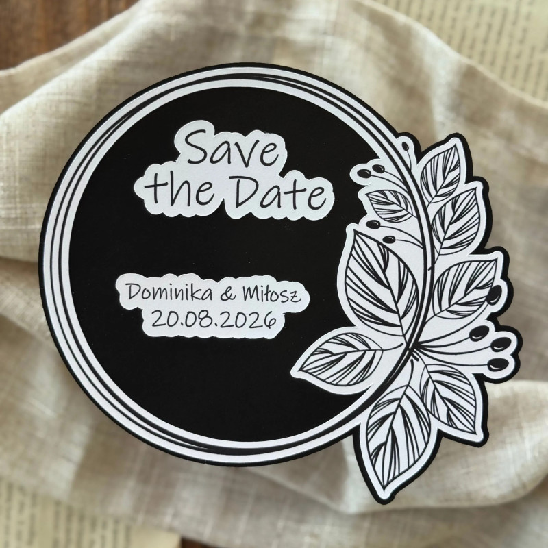 Save the Date z kolekcji Inkaria – eleganckie zawiadomienie o ślubie w czerni i bieli