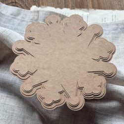 Baza do zrobienia kartki handmade w kształcie płatka śniegu wraz z trzema wzornikami